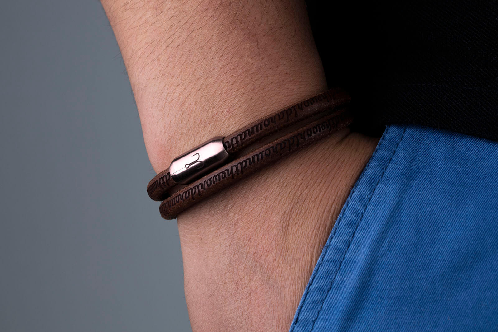 fischers-fritze-k-nigsgarnele-ludwig-lederarmband-braun-around-the-world image 2