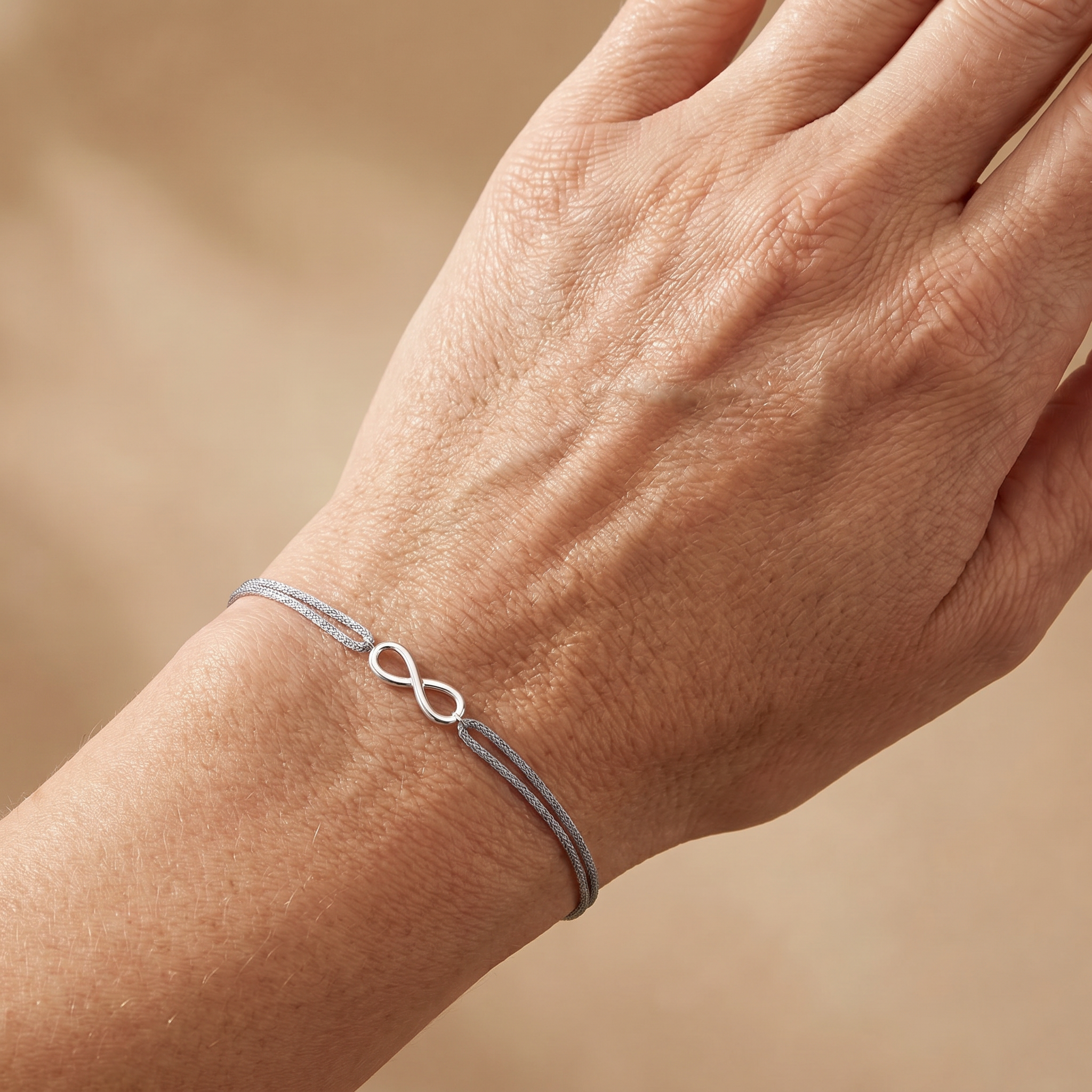 engelsrufer-armband-nylon-silber-mit-infinity-aus-925er-silber image 2
