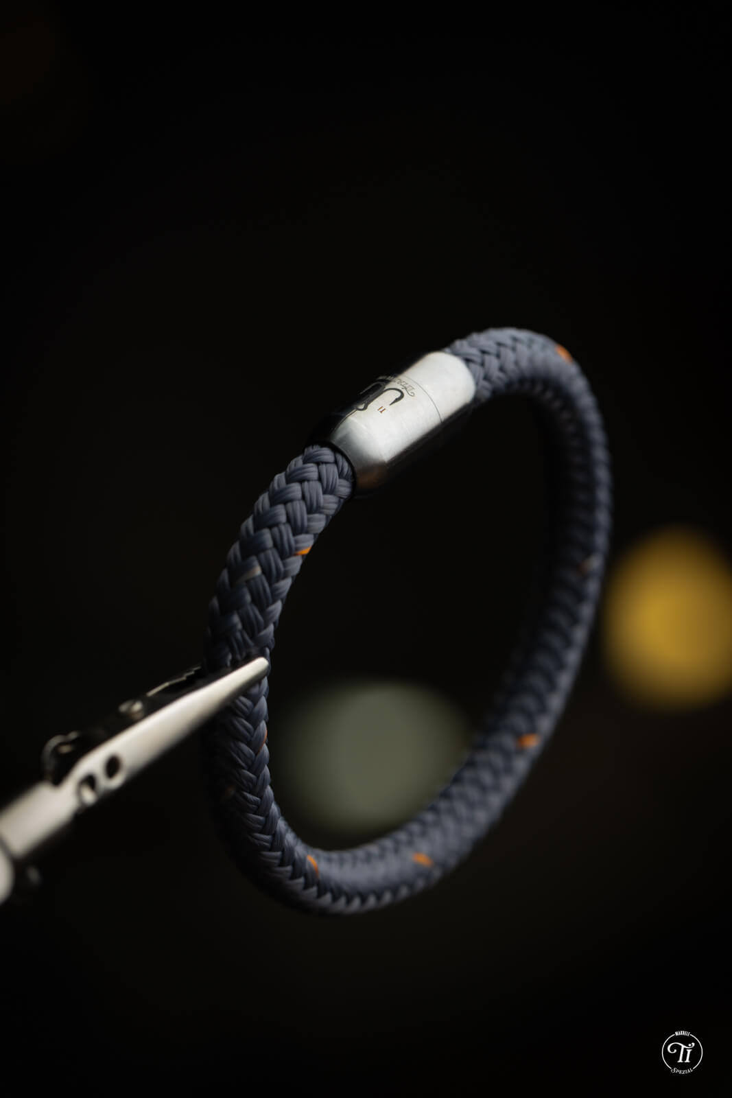 fischers-fritze-makrele-spezial-arik-segeltau-armband-schiefer-orange-silbergrau image 3