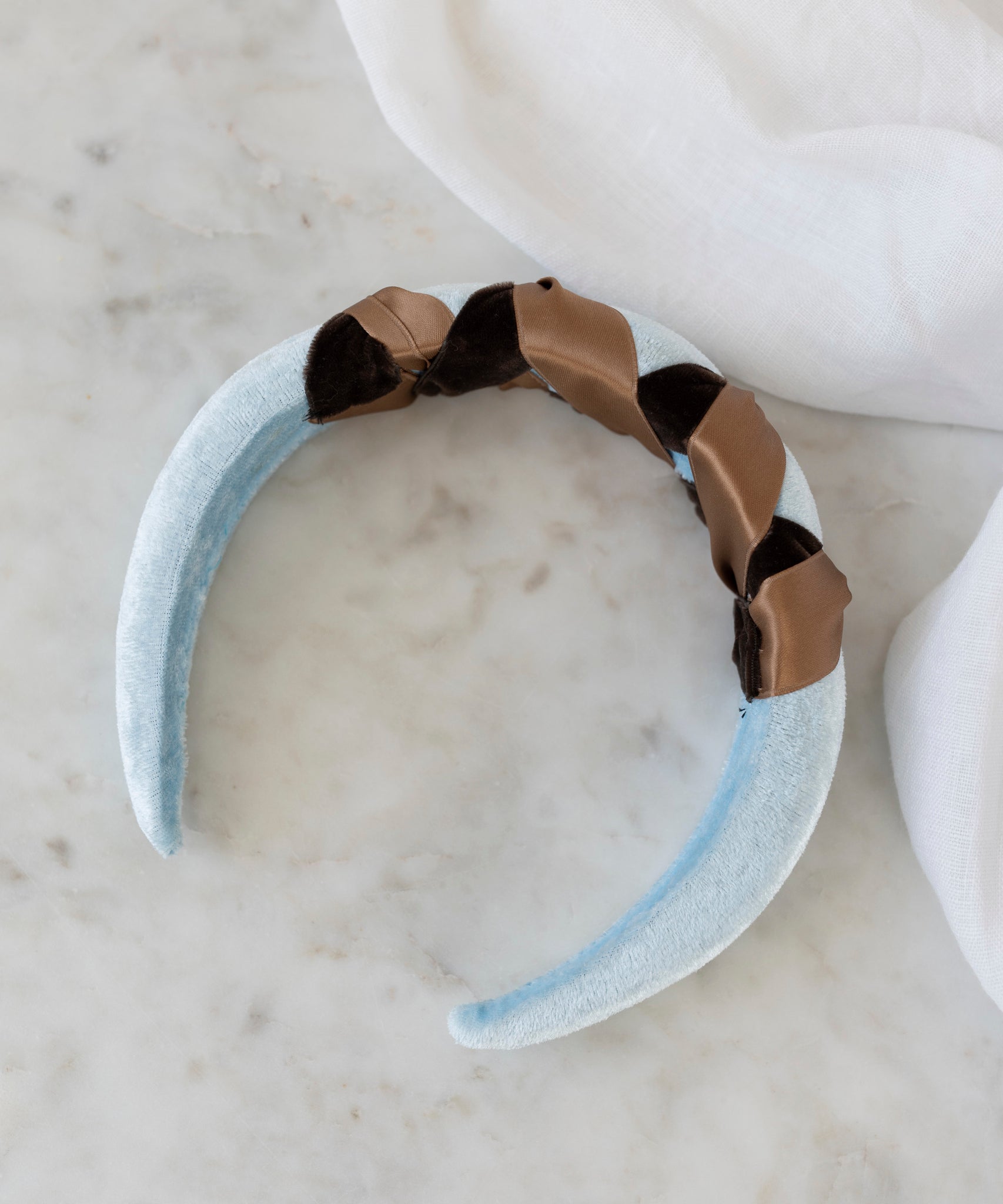 wald-berlin-headband-knot-haarband-aus-samt-in-hellblau-one-size image 3