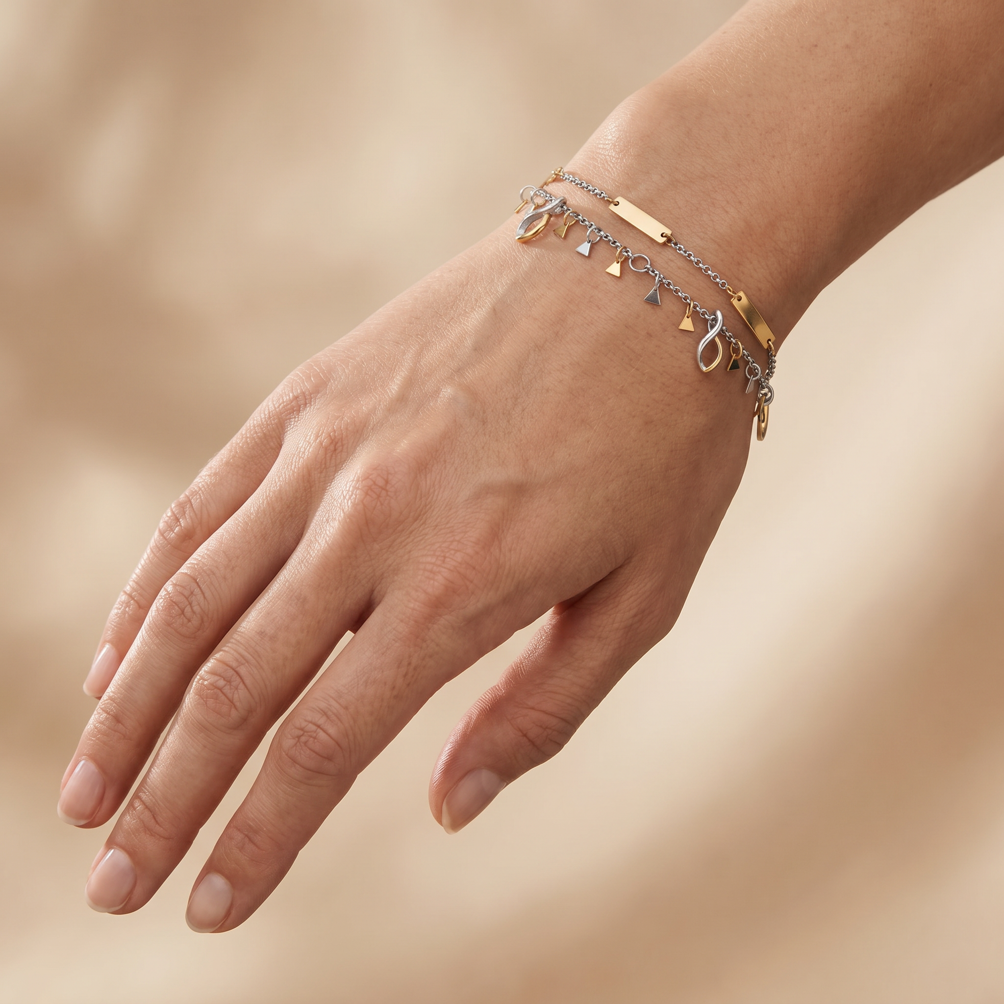 engelsrufer-armband-duo-2-in-1-edelstahl-boho-triangle-bicolor image 2