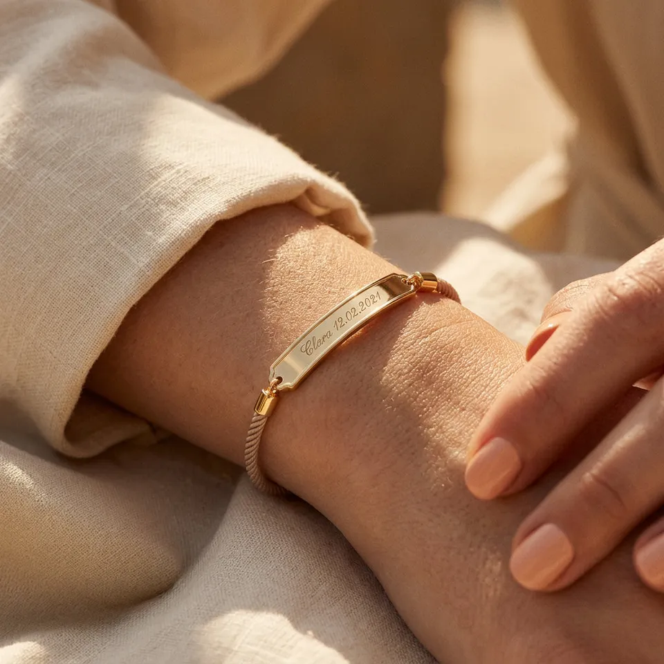 paul-hewitt-vitamin-sea-gravur-armband-gold-sand image 1