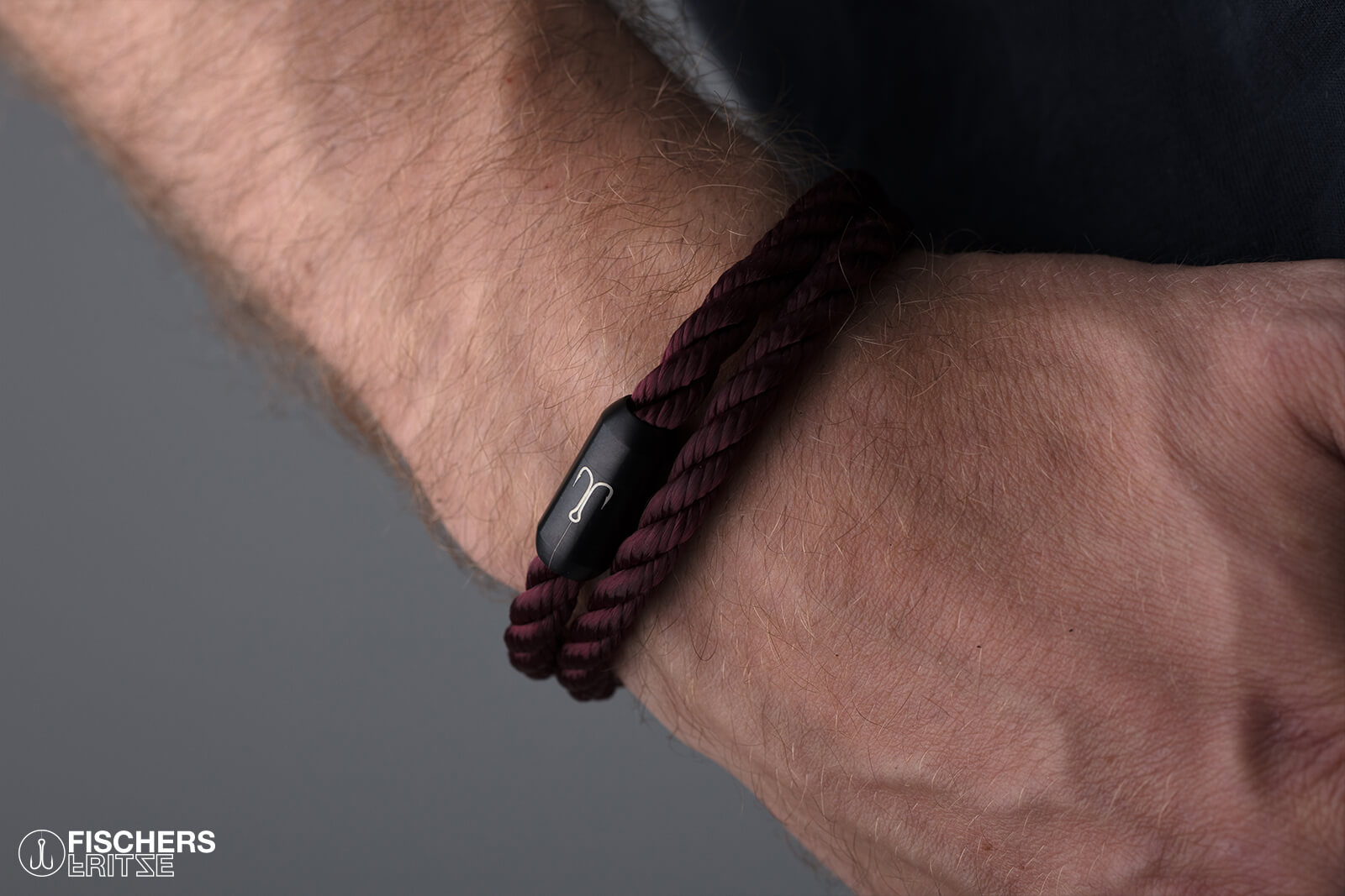 fischers-fritze-torpedogarnele-august-armband-dunkelrot-gedreht-6mm image 7