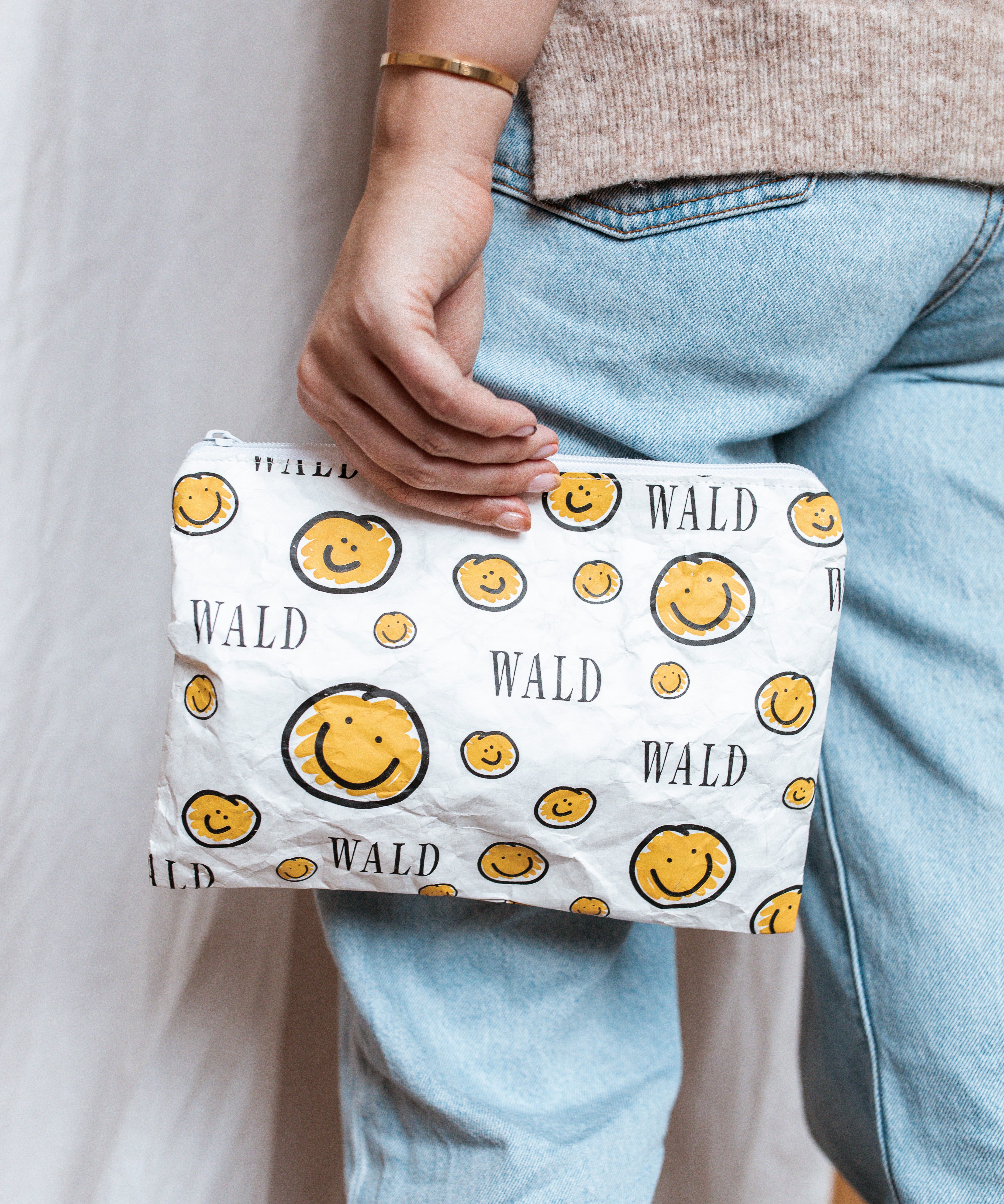 wald-berlin-smilie-dude-pouch-tyvek-schmuckbeutel image 4