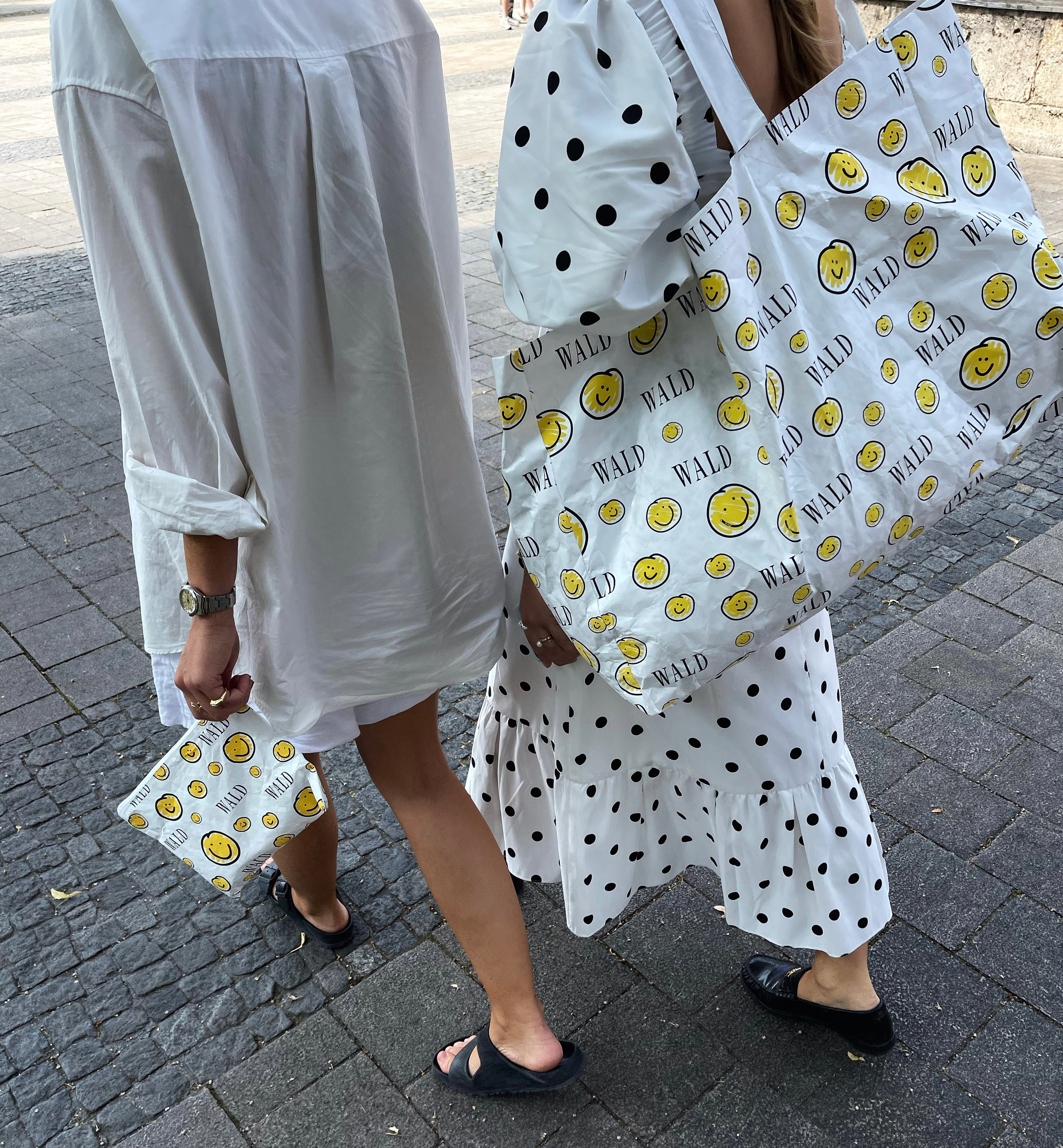 wald-berlin-smilie-dude-shopper-tasche-tyvek image 1