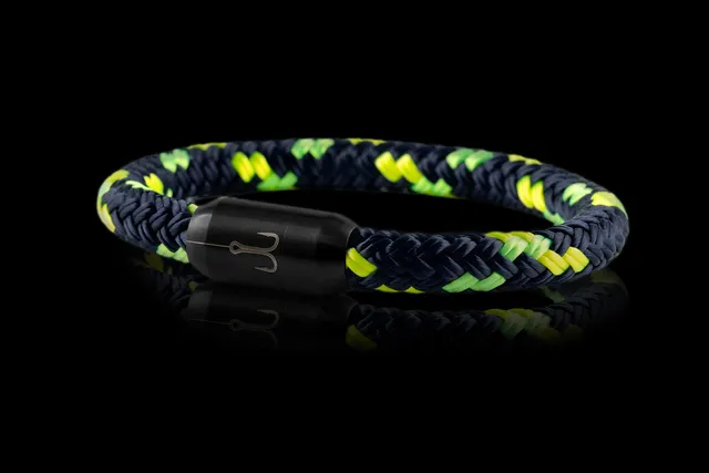 fischers-fritze-torpedomakrele-neo-segeltau-armband-marineblau-neongelb-neongr-n image 1