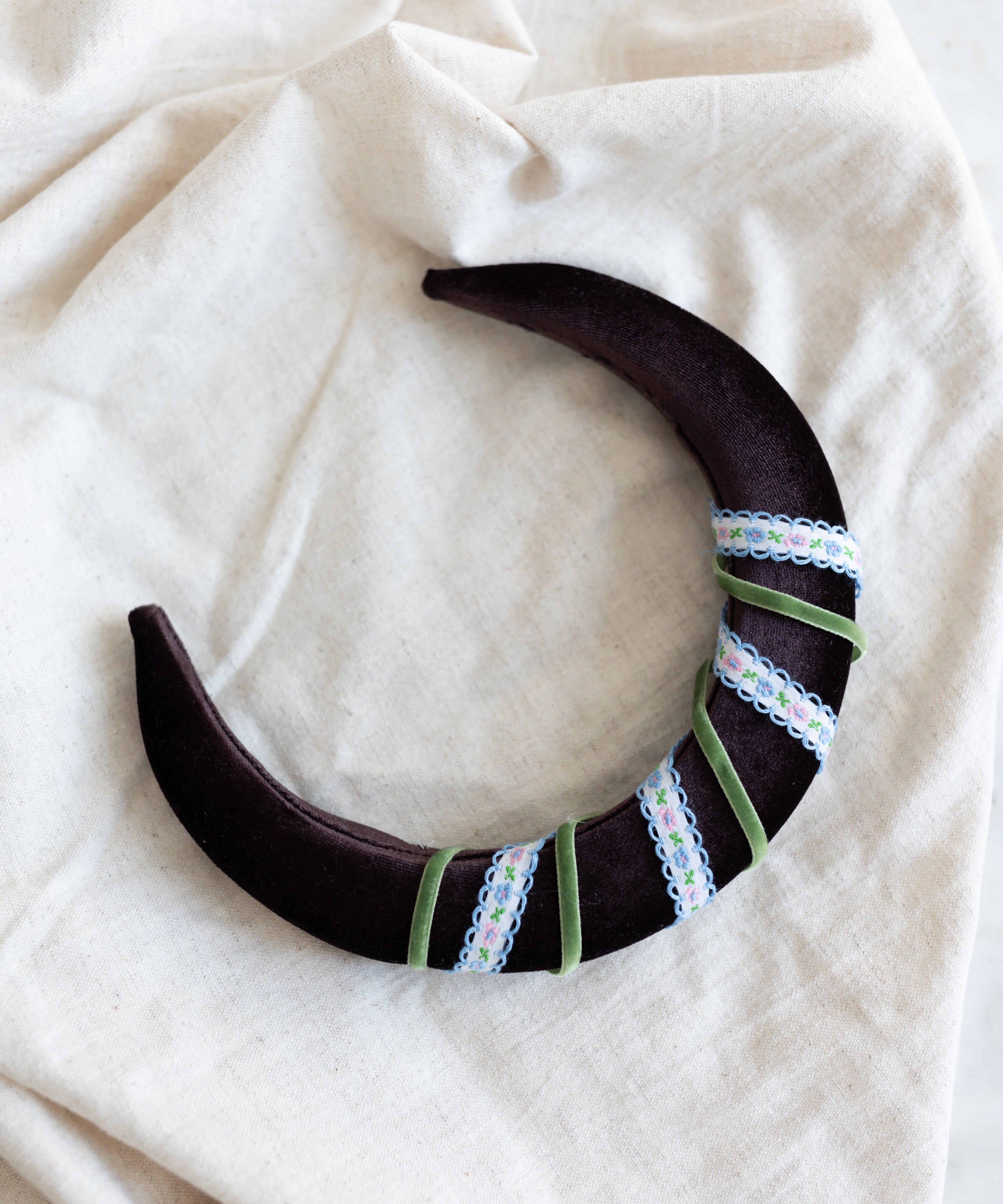 wald-berlin-headband-swirl-dark-brown-samt-haarreif-wiesn-sample-sale image 3