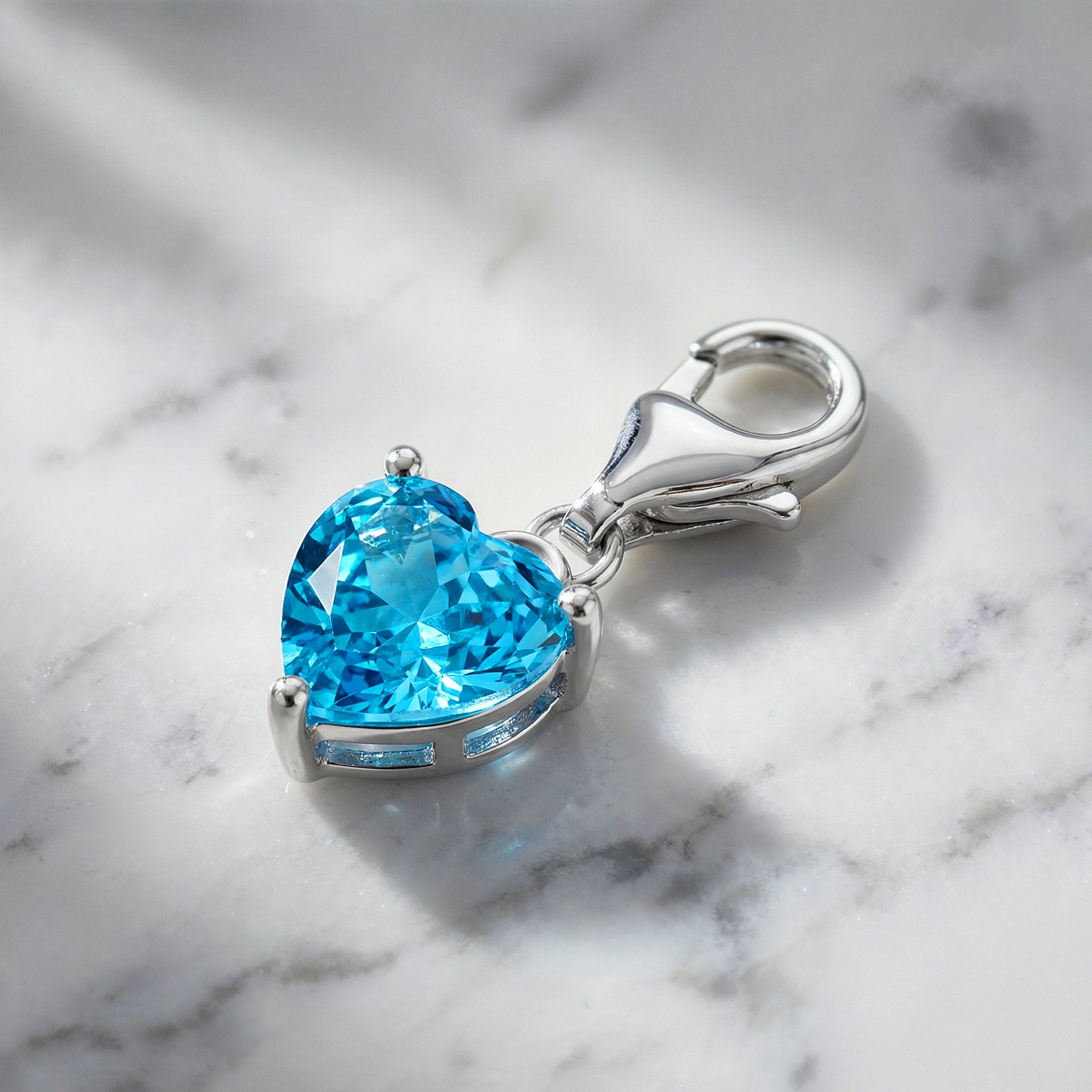 engelsrufer-charm-925er-silber-shiny-herz-blau-zirkonia image 3