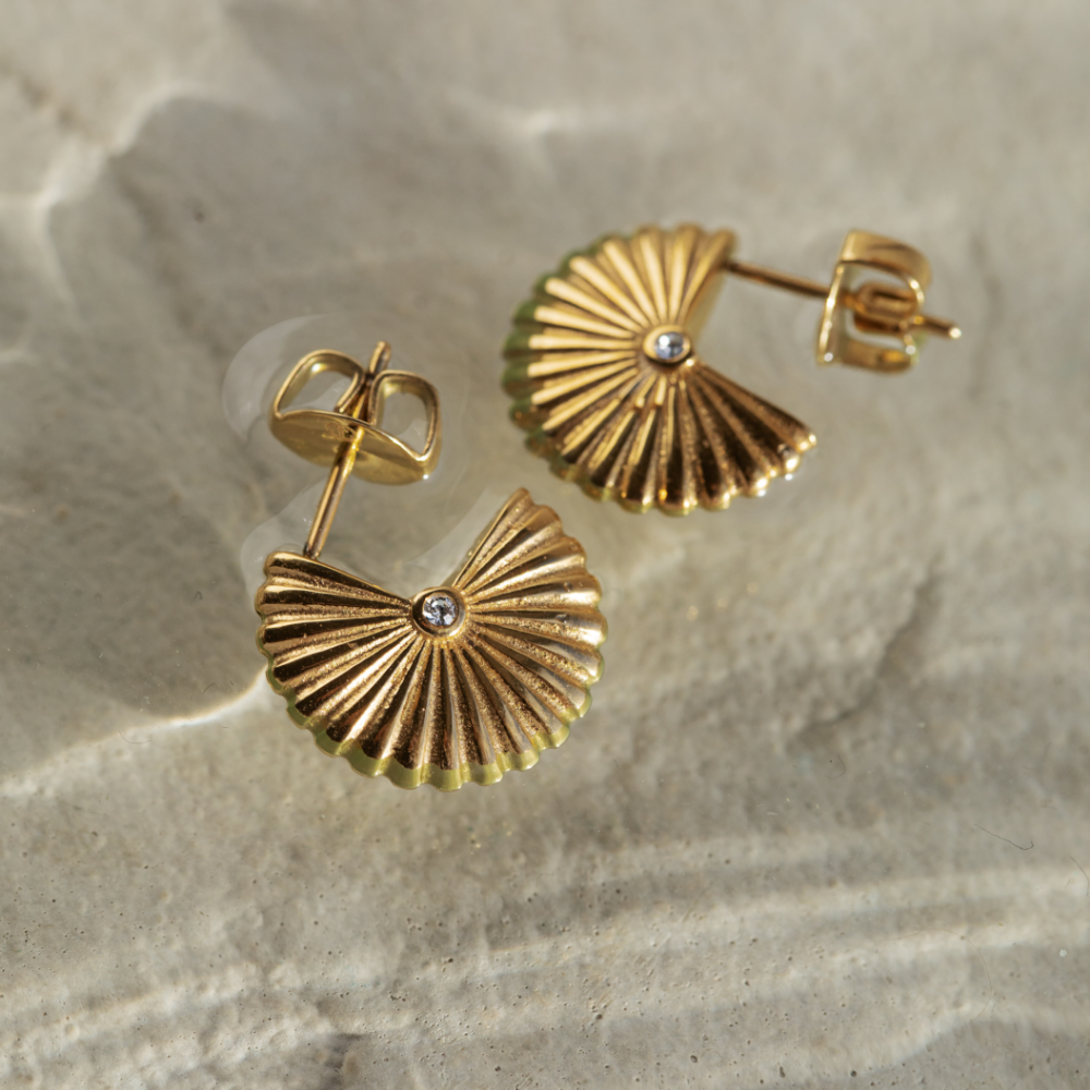 paul-hewitt-scallop-ohrstecker-gold image 5
