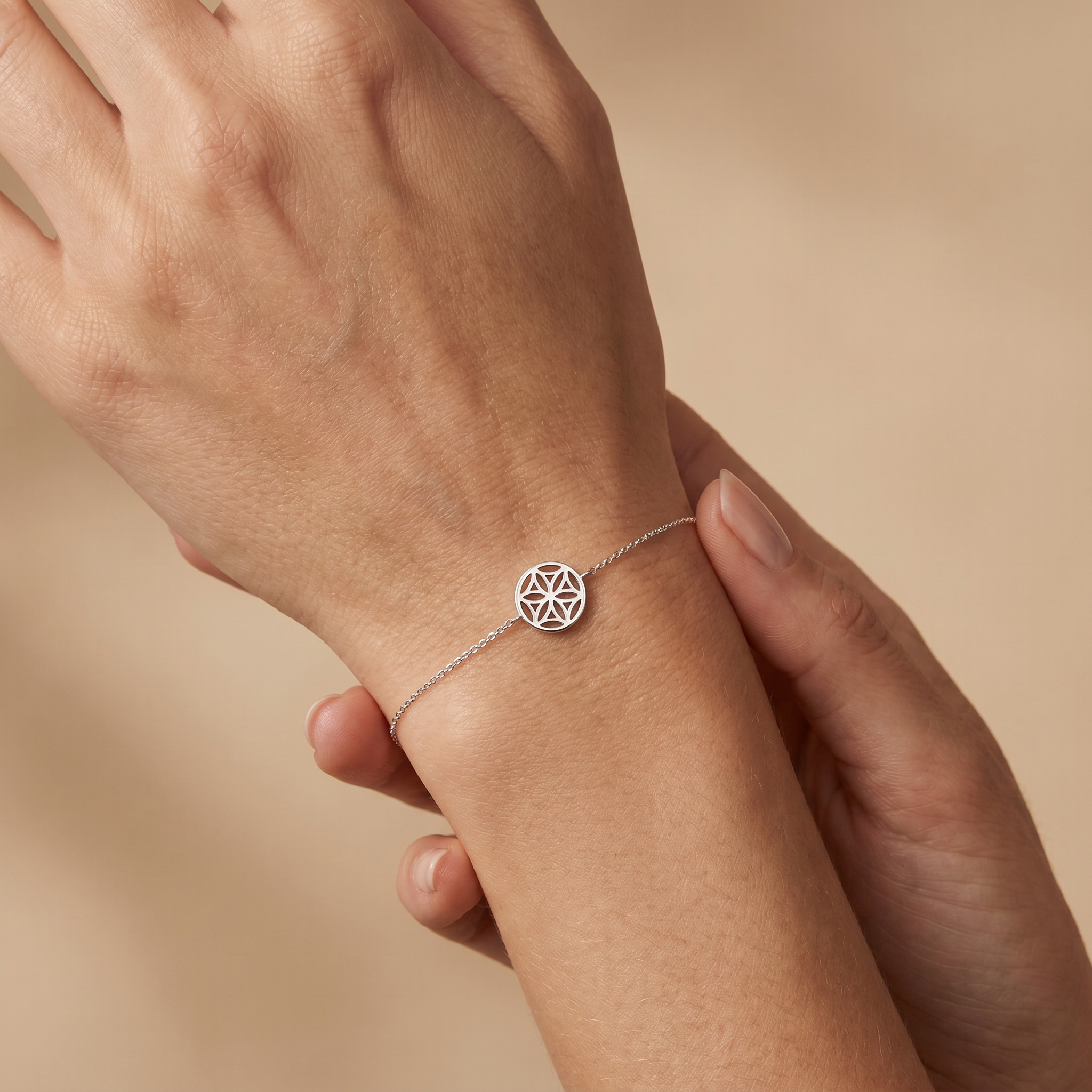 engelsrufer-armband-925er-silber-lebensblume image 2