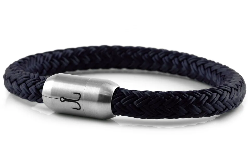 fischers-fritze-makrele-marineblau-segeltau-armband-im-geschenkkarton image 1