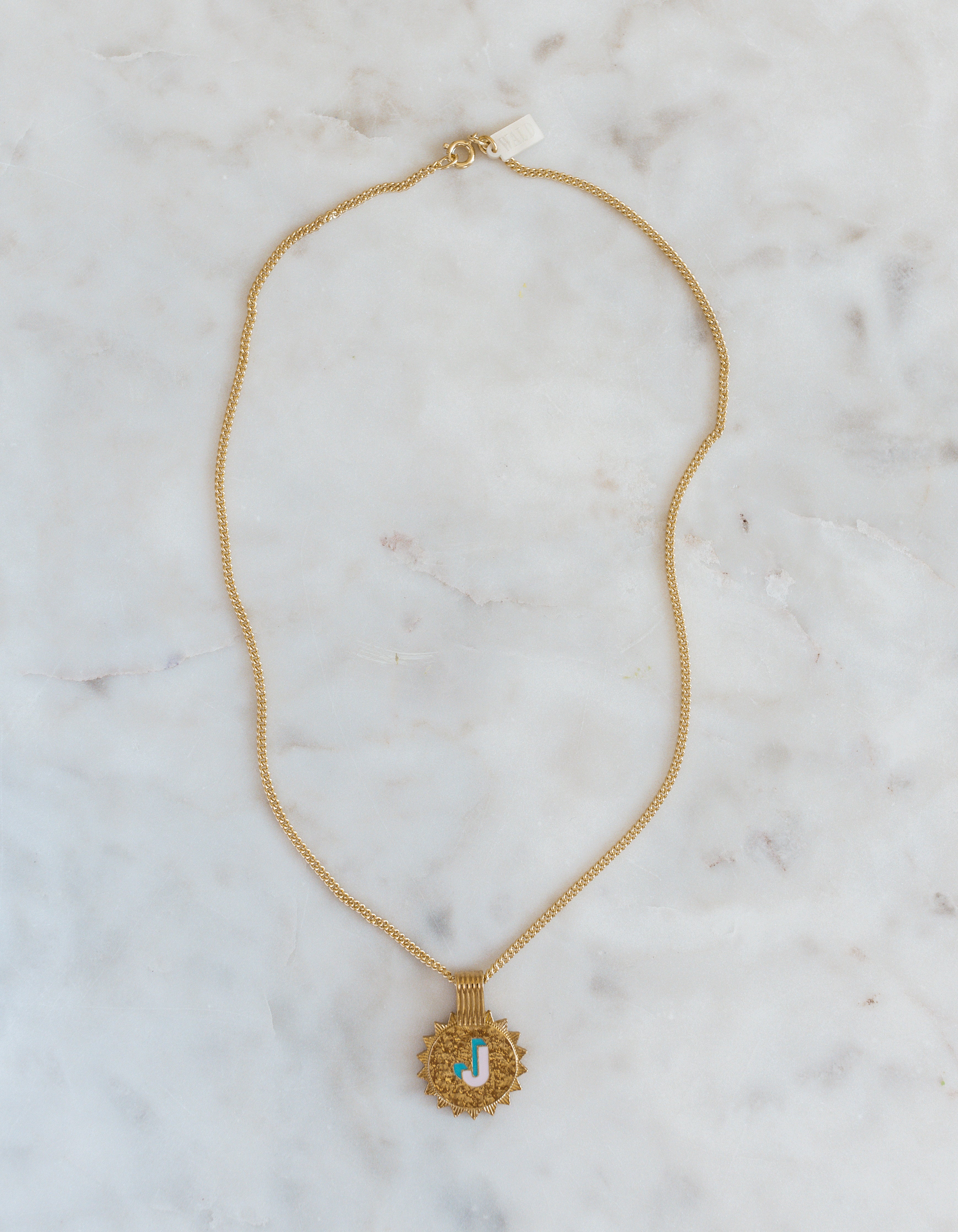 wald-berlin-say-my-name-gold-necklace-initialen-kette image 2