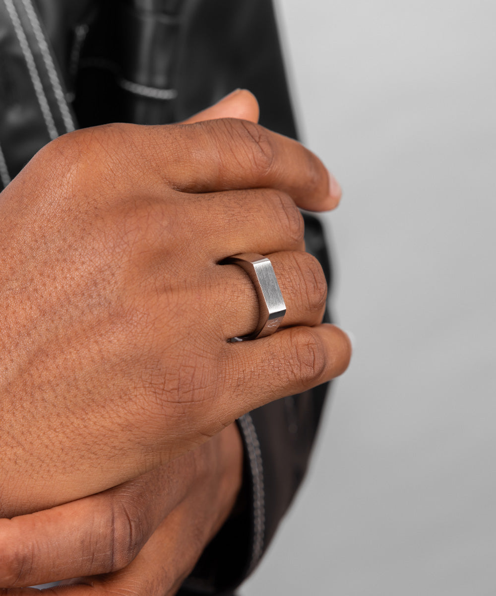 pig-hen-signet-ring-6mm-slim-herren-ring-silber image 4