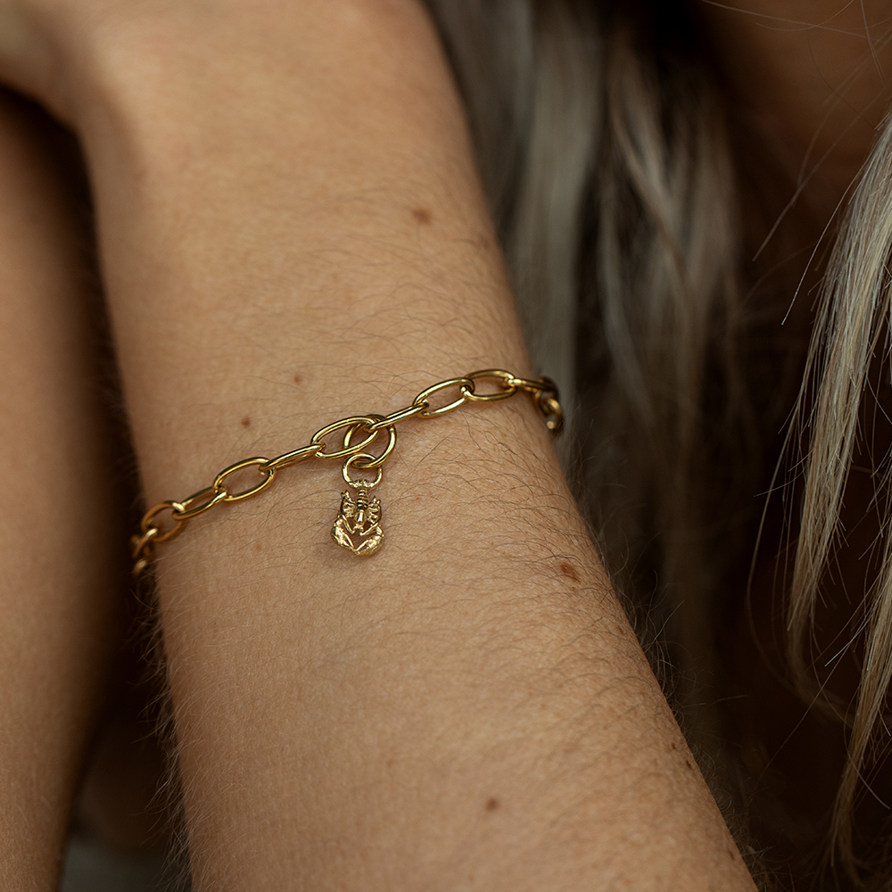 paul-hewitt-lobster-charm-gold-hummer-anh-nger image 2