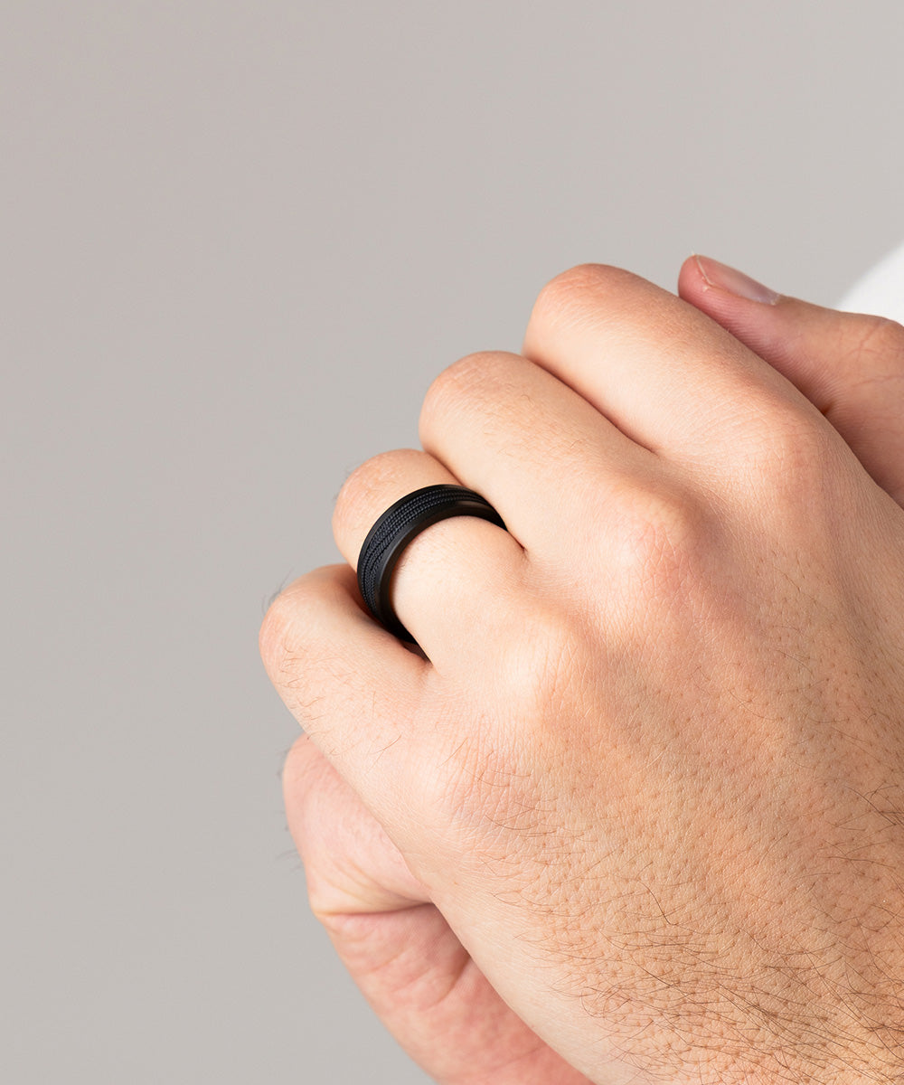 pig-hen-navarch-8mm-wrap-ring-schwarz-schiffstau-herren image 2