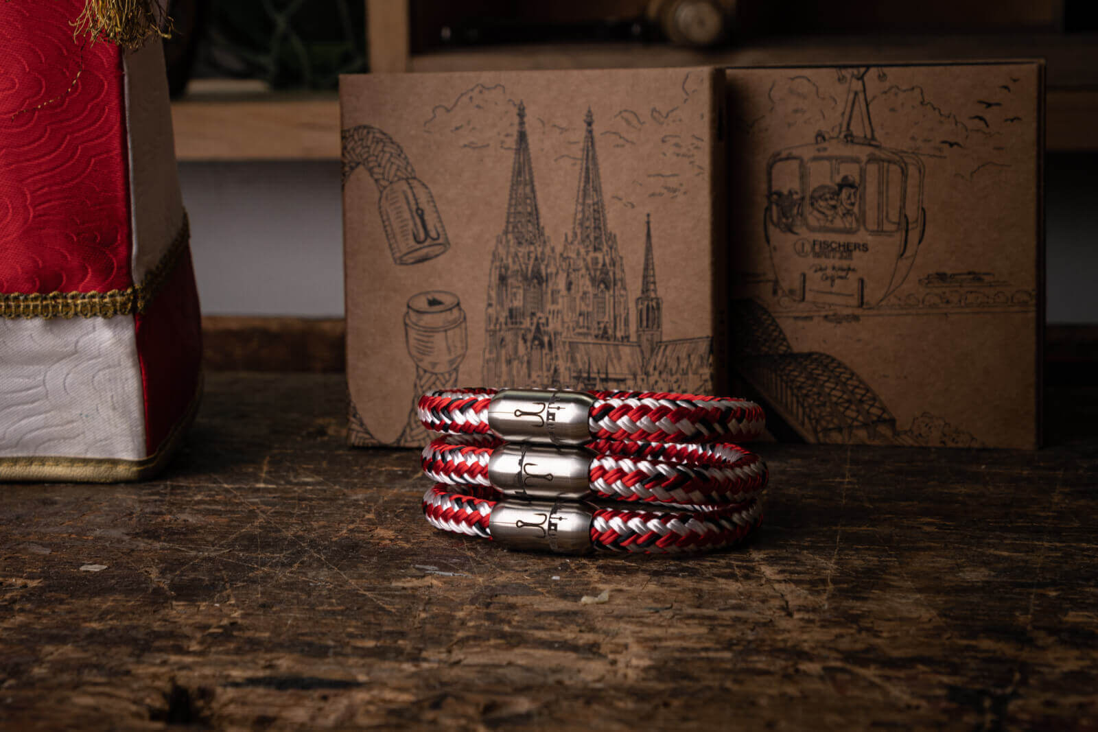 fischers-fritze-makrele-st-dteedition-k-ln-armband-rot-weiss-schwarz image 7