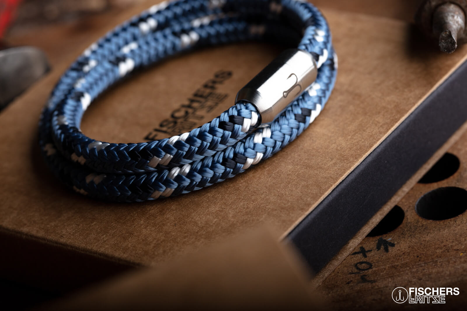 fischers-fritze-garnele-erwin-segeltau-armband-pastellblau-marineblau-wei-6-mm image 4