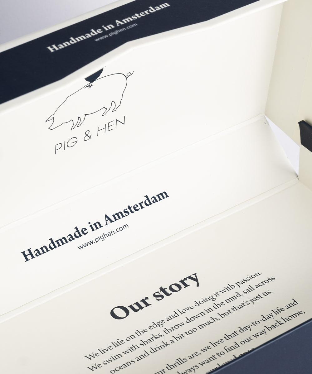 pig-hen-double-giftbox-navy-geschenkverpackung image 2