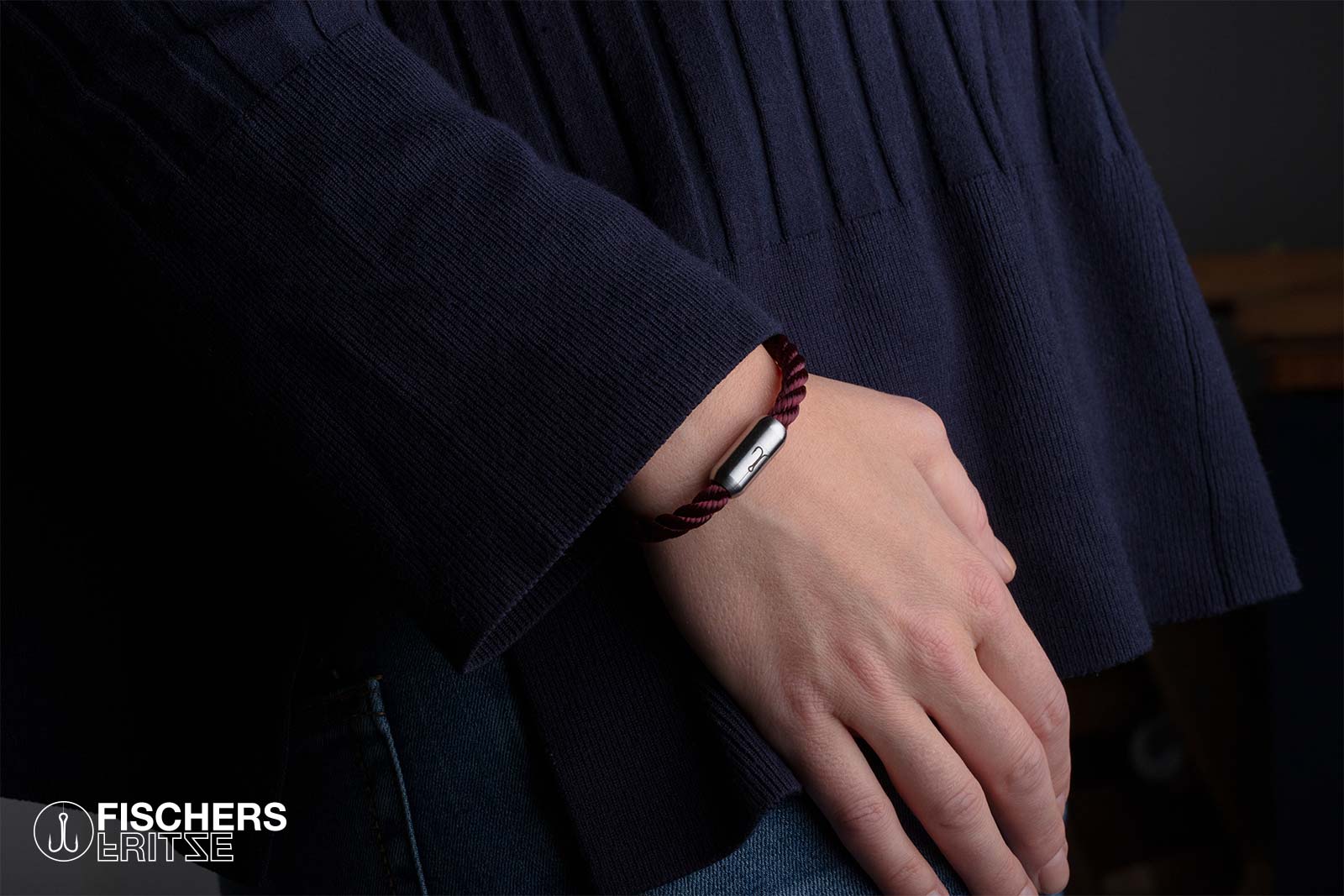 fischers-fritze-krabbe-berta-segeltau-armband-dunkelrot-gedreht image 8