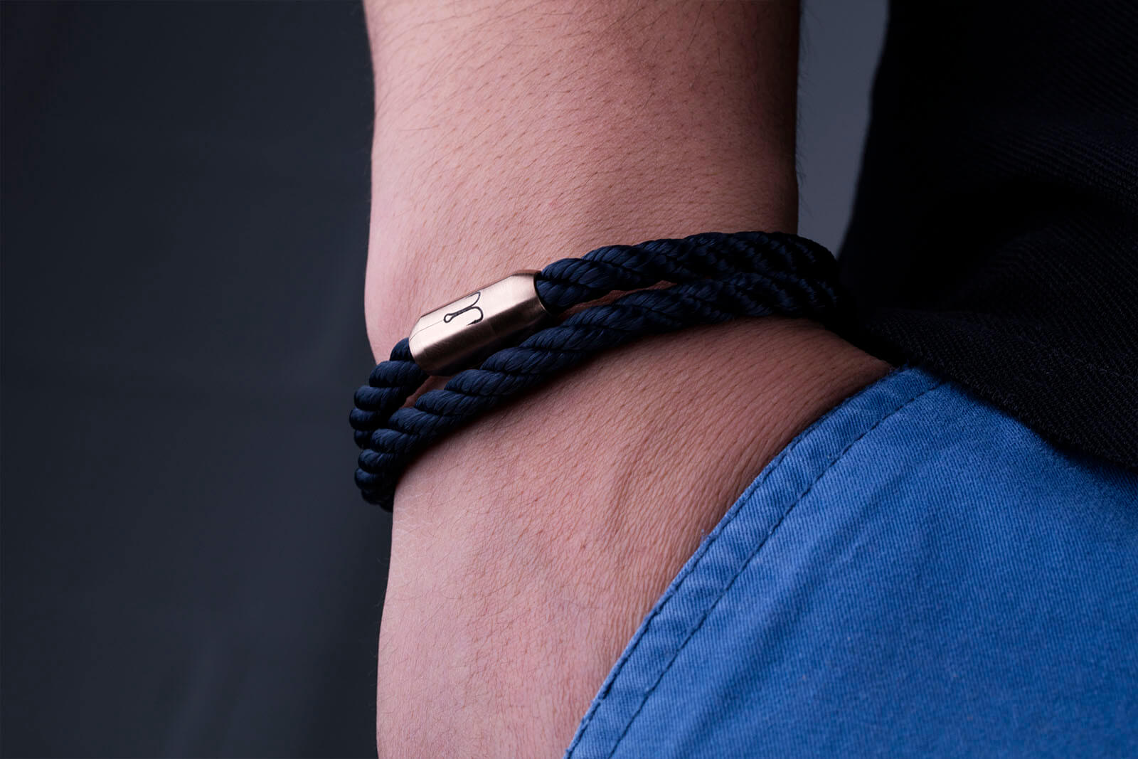 fischers-fritze-k-nigsgarnele-hugo-segeltau-armband-marineblau-gedreht image 5