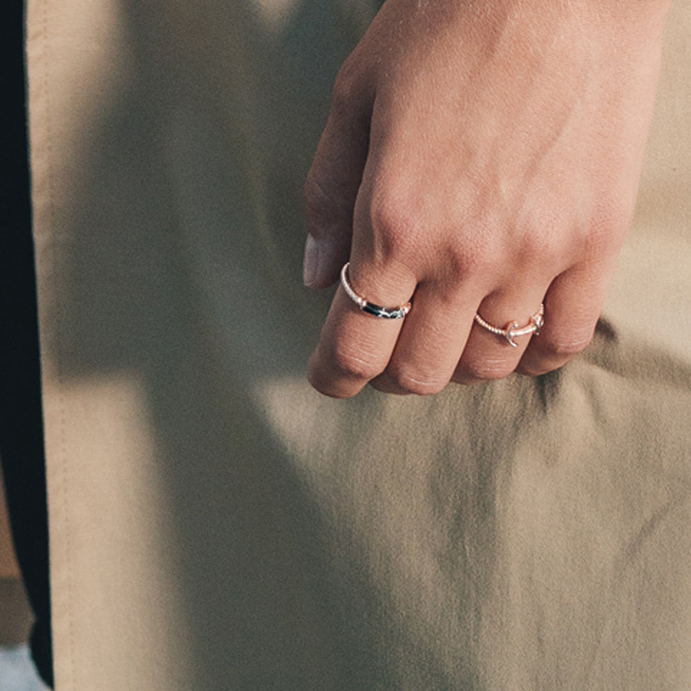 paul-hewitt-starboard-ring-ros-gold-black-marble image 3