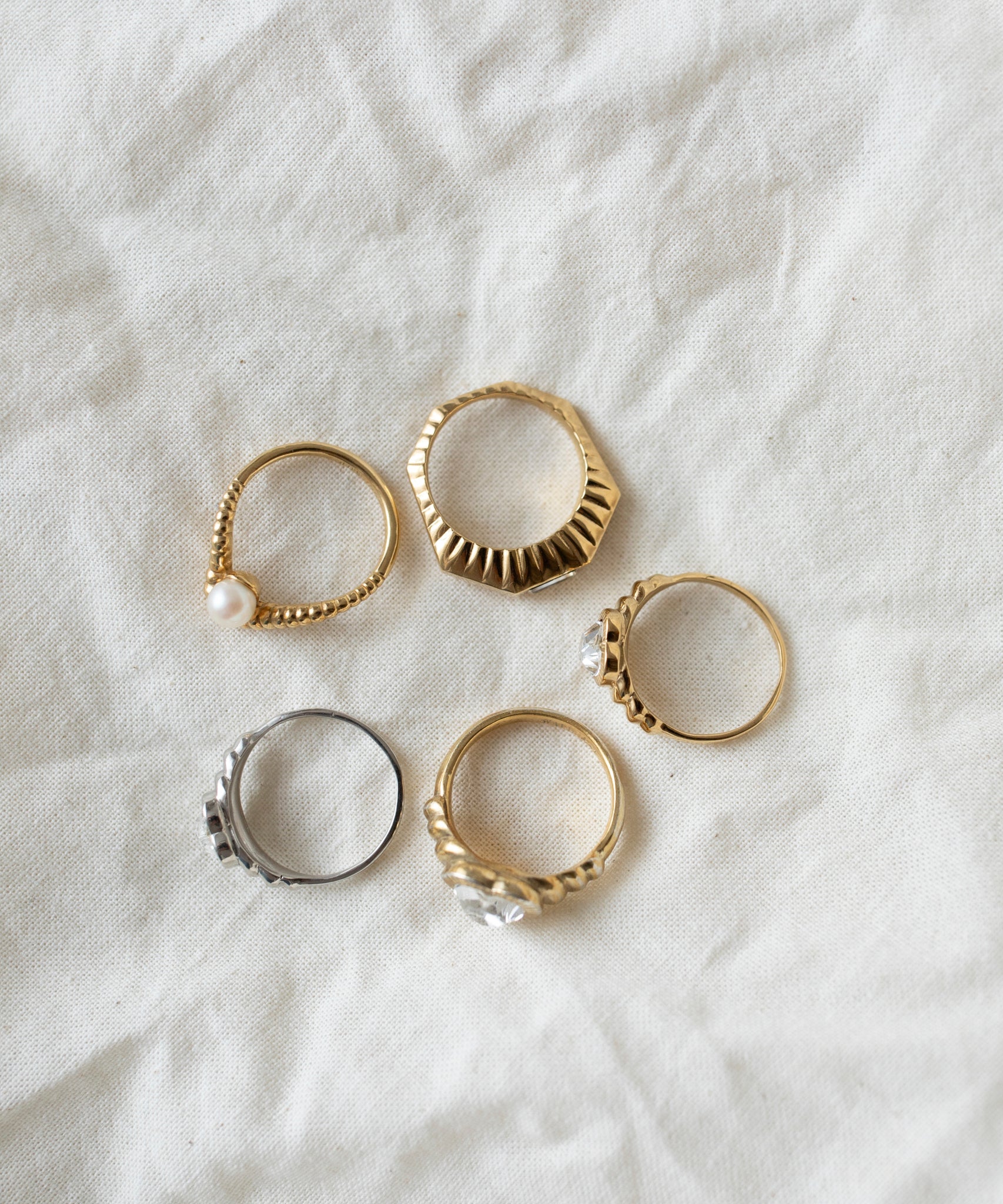 wald-berlin-be-my-lover-ring-mini-23-karat-gold-vermeil-gr-eu-52-54 image 5