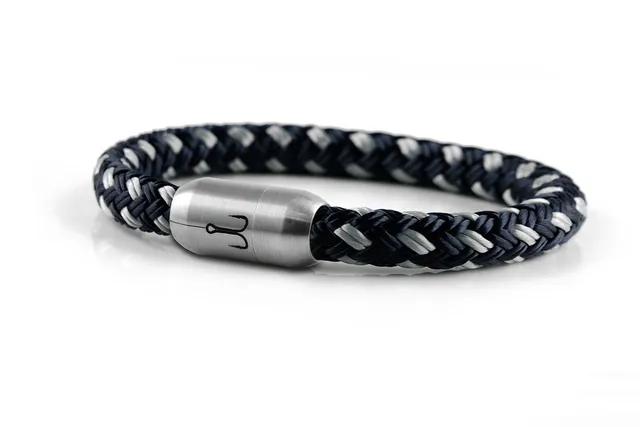 fischers-fritze-makrele-segeltau-armband-marineblau-silbergrau image 1