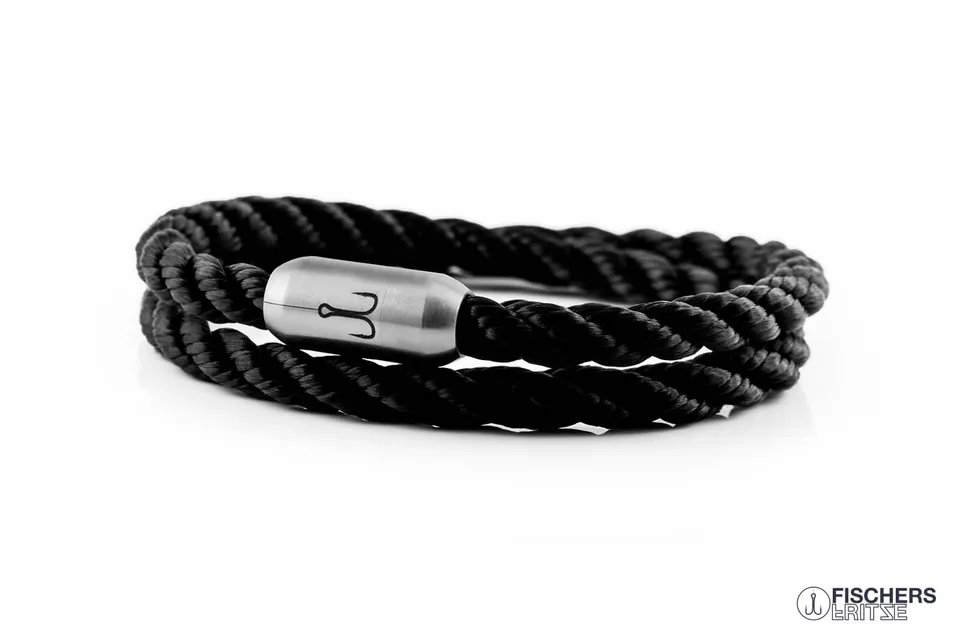 fischers-fritze-garnele-otto-segeltau-armband-schwarz-gedreht-6-mm image 1