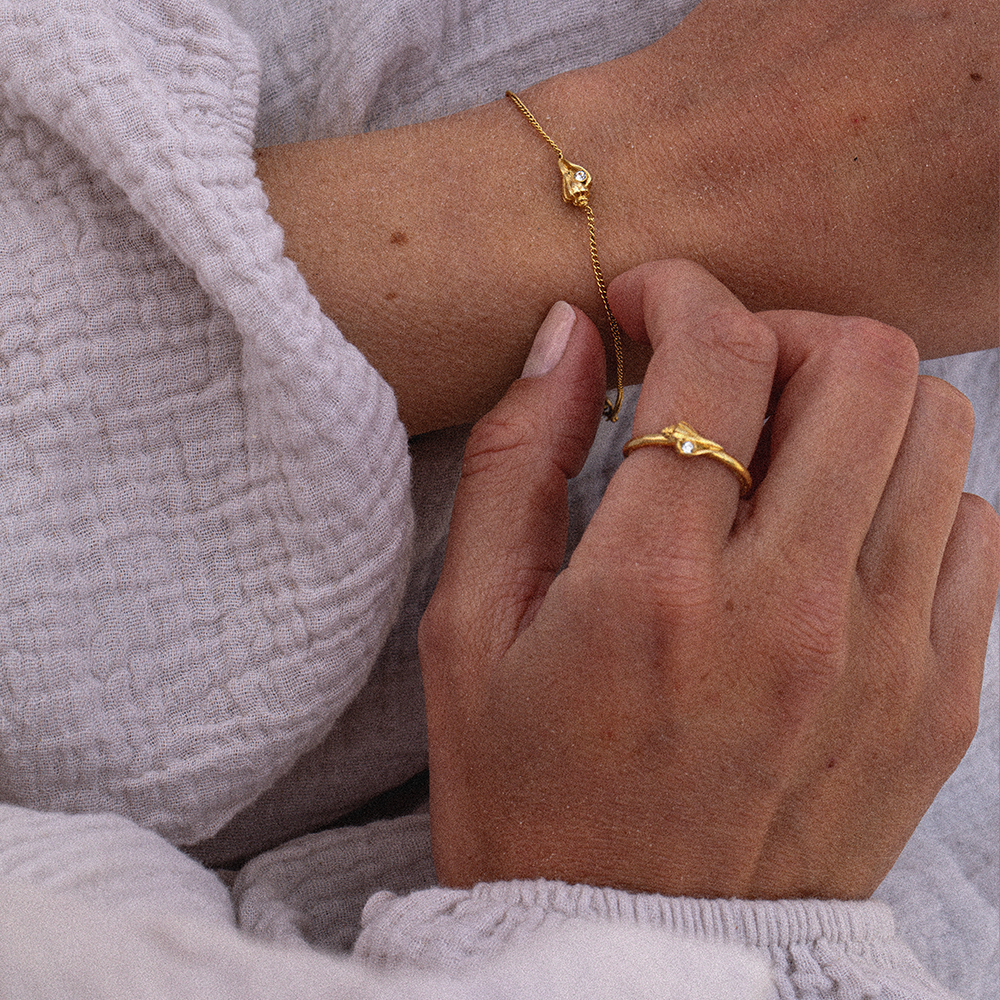 paul-hewitt-sea-shell-ring-gold-mit-zirkonia-muschel image 4