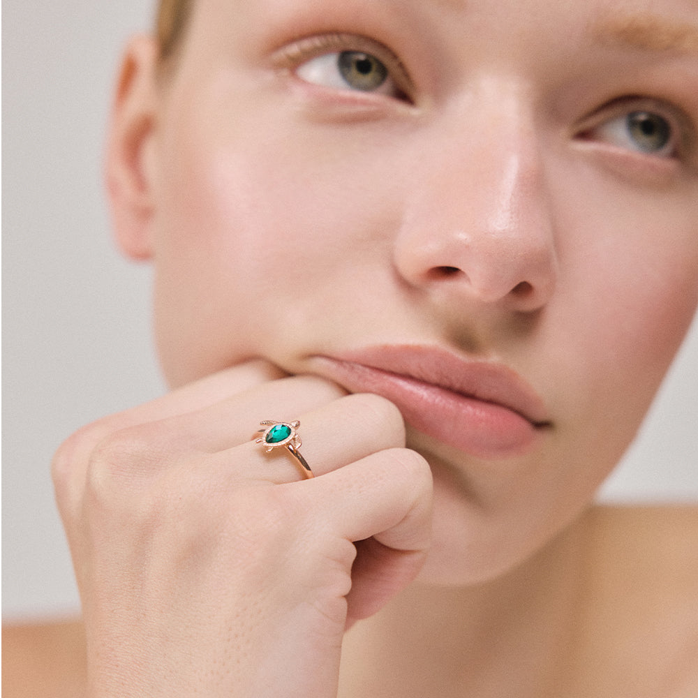 paul-hewitt-turtle-ring-aquamarine-ros-gold image 4