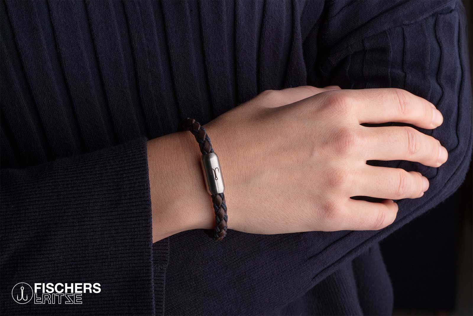 fischers-fritze-leder-krabbe-franziska-josefine-armband-6mm-braun-marineblau-gef image 8