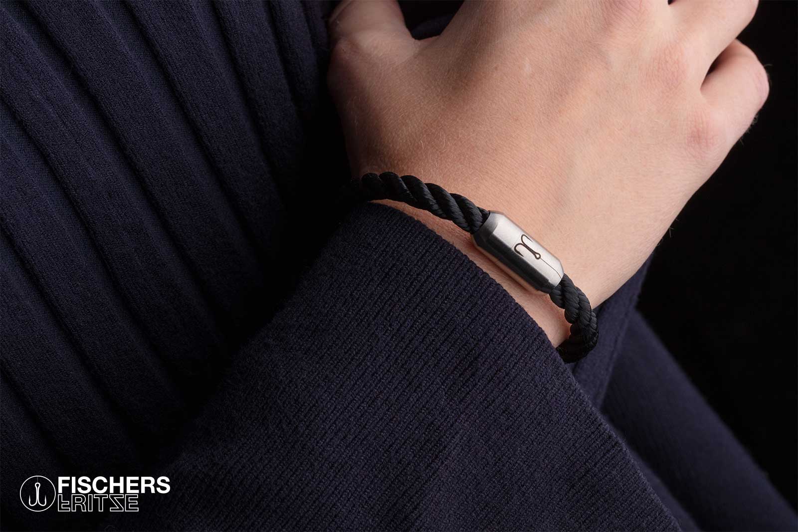 fischers-fritze-krabbe-otti-segeltau-armband-schwarz-gedreht image 8