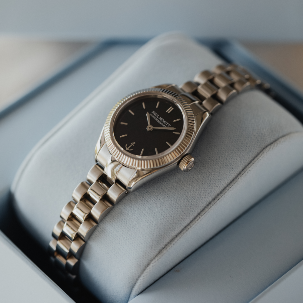 paul-hewitt-petit-soleil-round-silber-schwarz-damen-solaruhr image 4