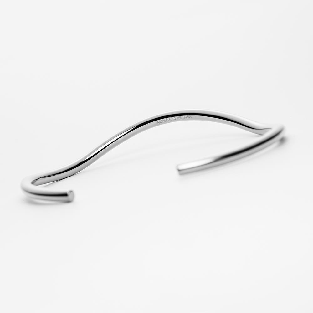 paul-hewitt-waves-armreif-silber-damen-armreif-wellen-design image 3