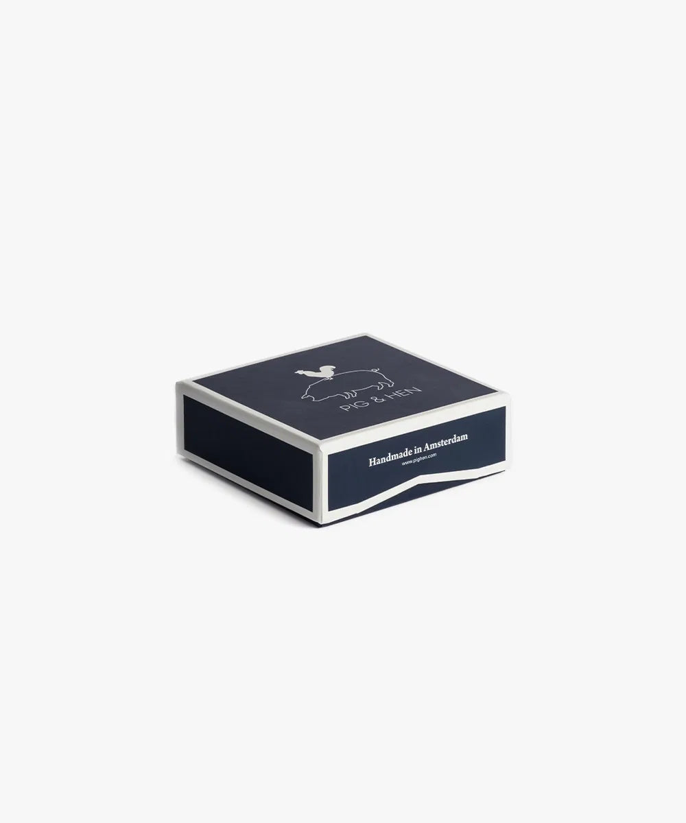 pig-hen-single-giftbox-geschenkbox-navy-unisex image 2