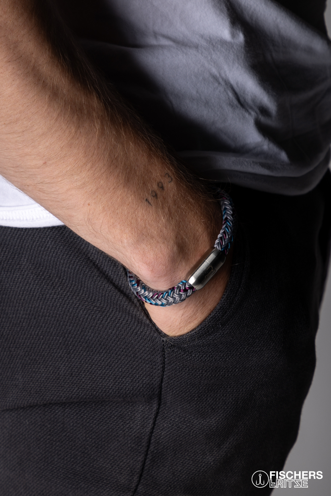 fischers-fritze-makrele-lasse-armband-grau-aubergine-azurblau-segeltau-8-mm image 2