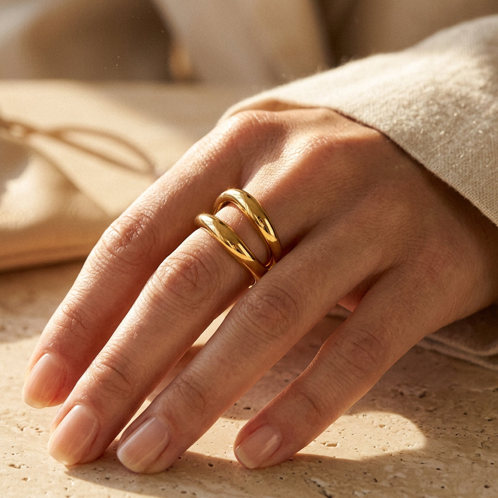 paul-hewitt-waves-ring-gold image 3